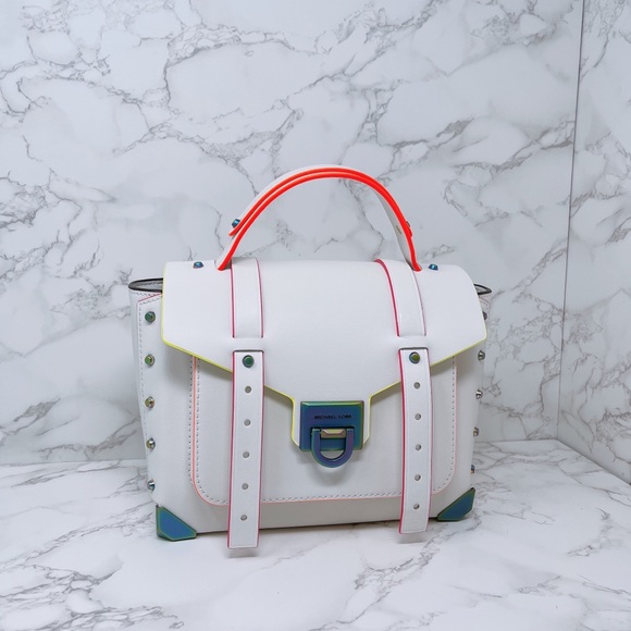 Michael Kors Manhattan Medium Satchel - Picture 1 of 13